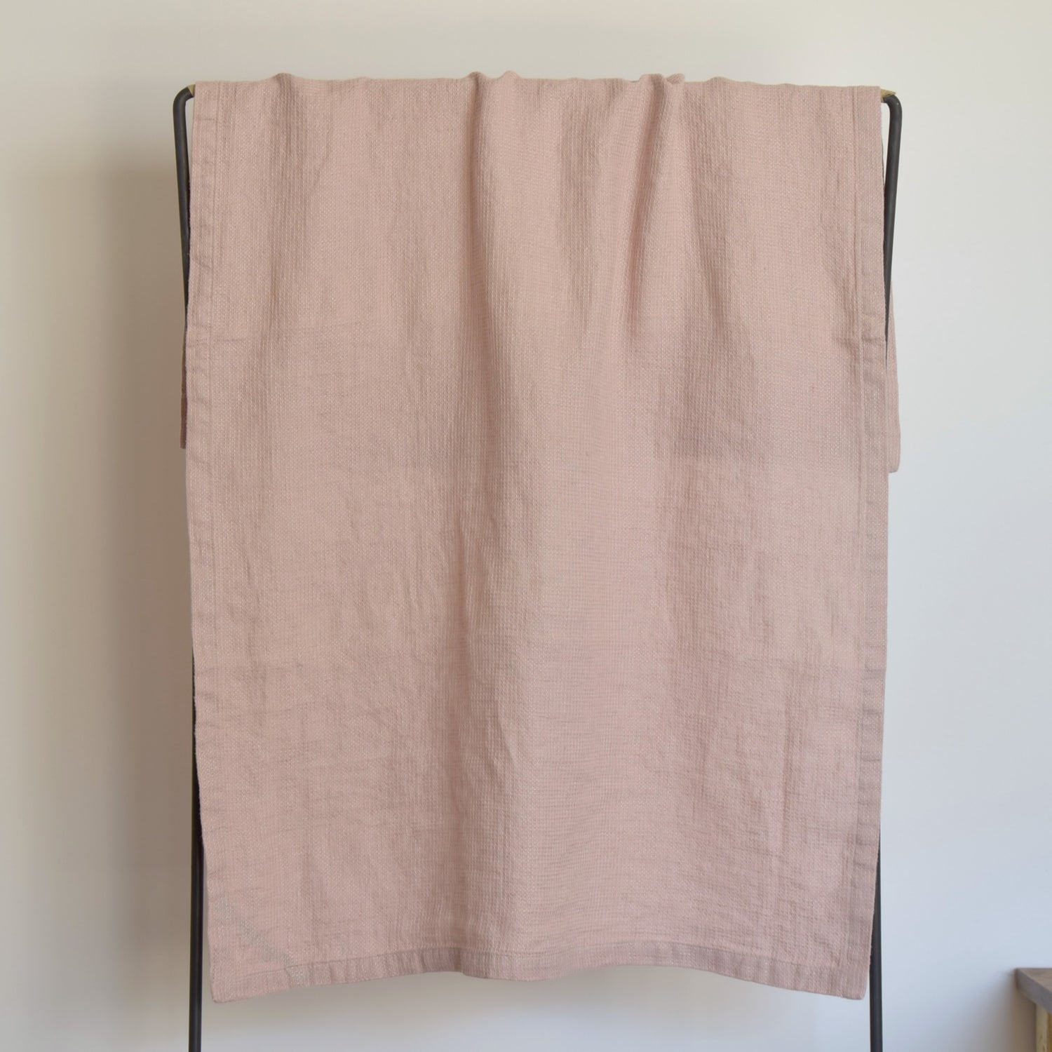 バスタオル タオル 麻 リネン フレンチリネン フランス製 ワッフル生地 ハニコム織 ピンク 鴇色