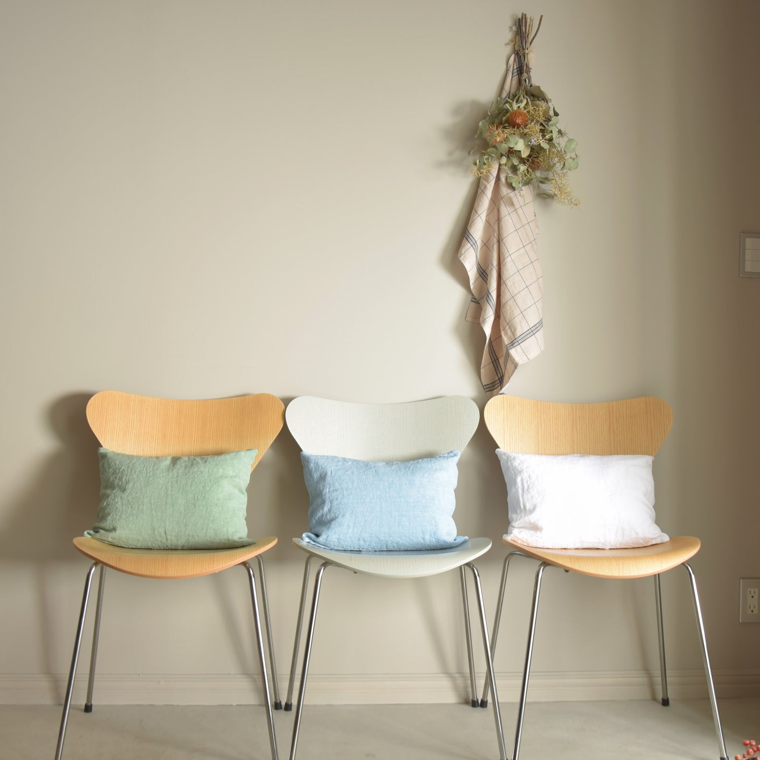 クッションカバー 麻100% フランス製 フレンチリネン ミニクッション 薄緑 ライトグリーン