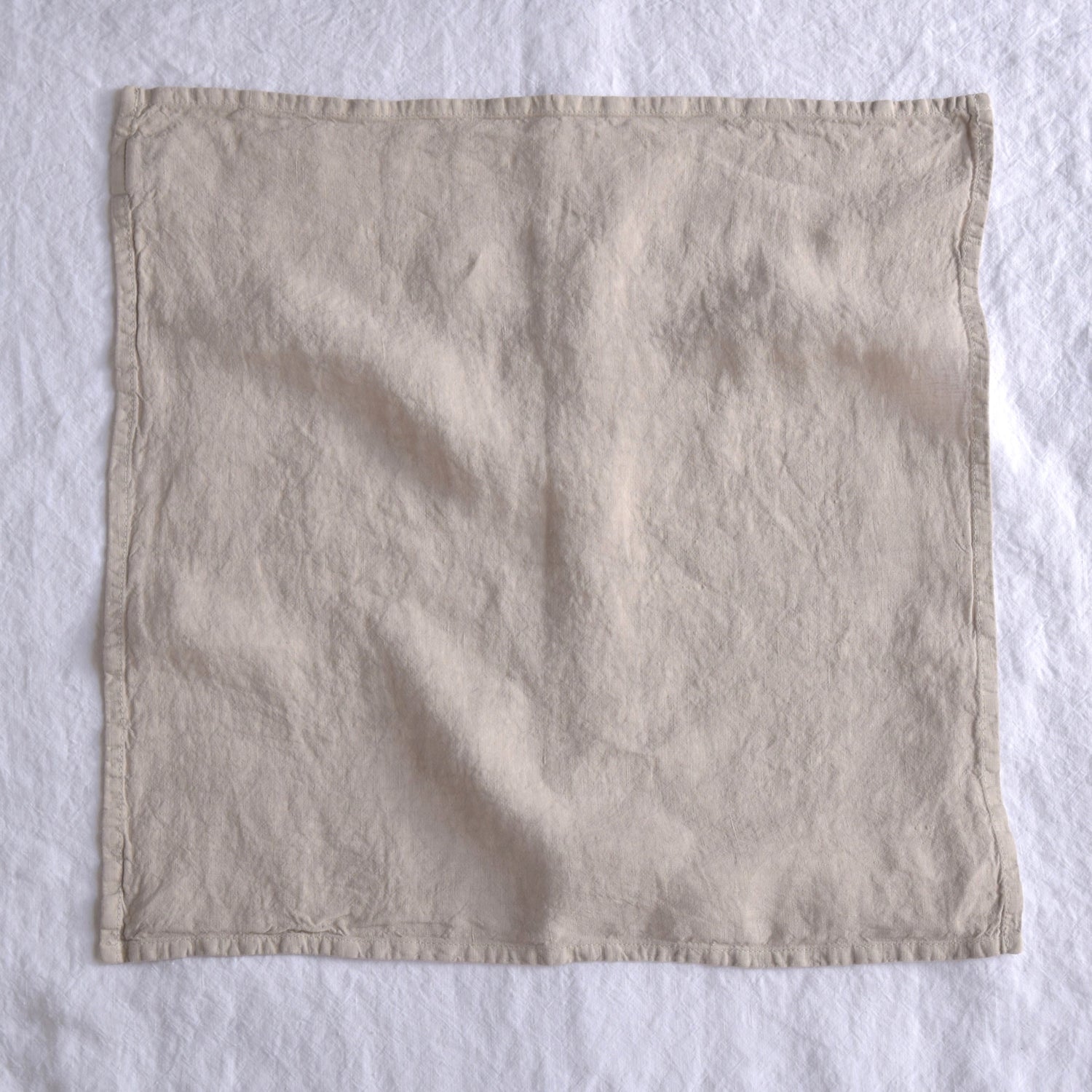 ナプキン ハンカチ ハンドタオル 麻 リネン フレンチリネン フランス製 ライトグレー グレー オフホワイト ナチュラル色