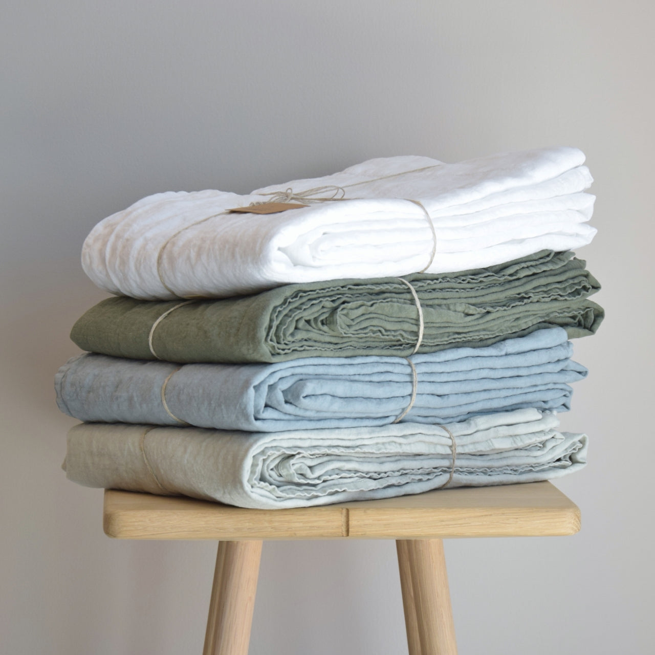 ベッドシーツ シーツ フラットシーツ 麻 リネン フレンチリネン フランス製 ベッドリネン セージ色 薄緑 グレー