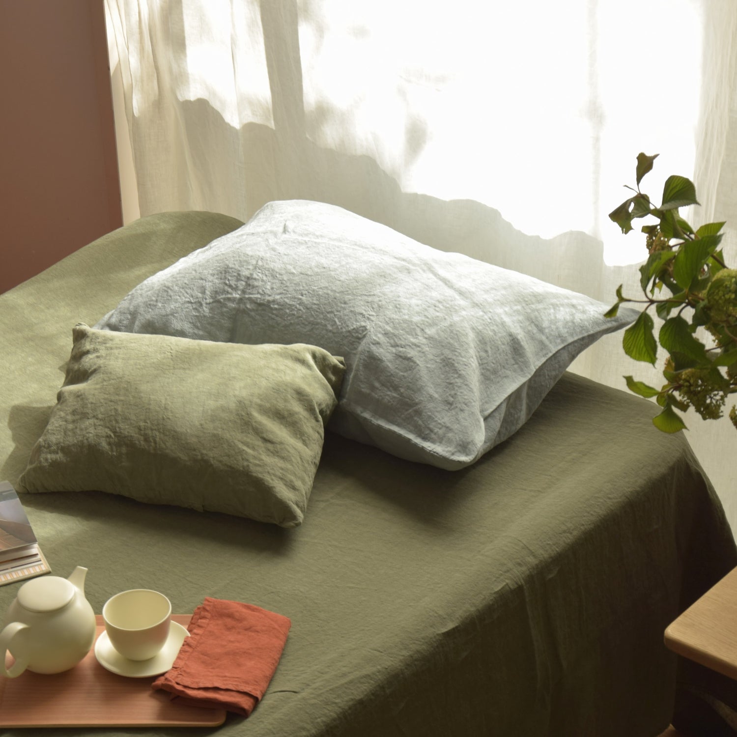 まくらカバー ピロカバー ピロケース 麻 リネン フレンチリネン フランス製 ベッドリネン セージ色 薄緑 ナチュラル色