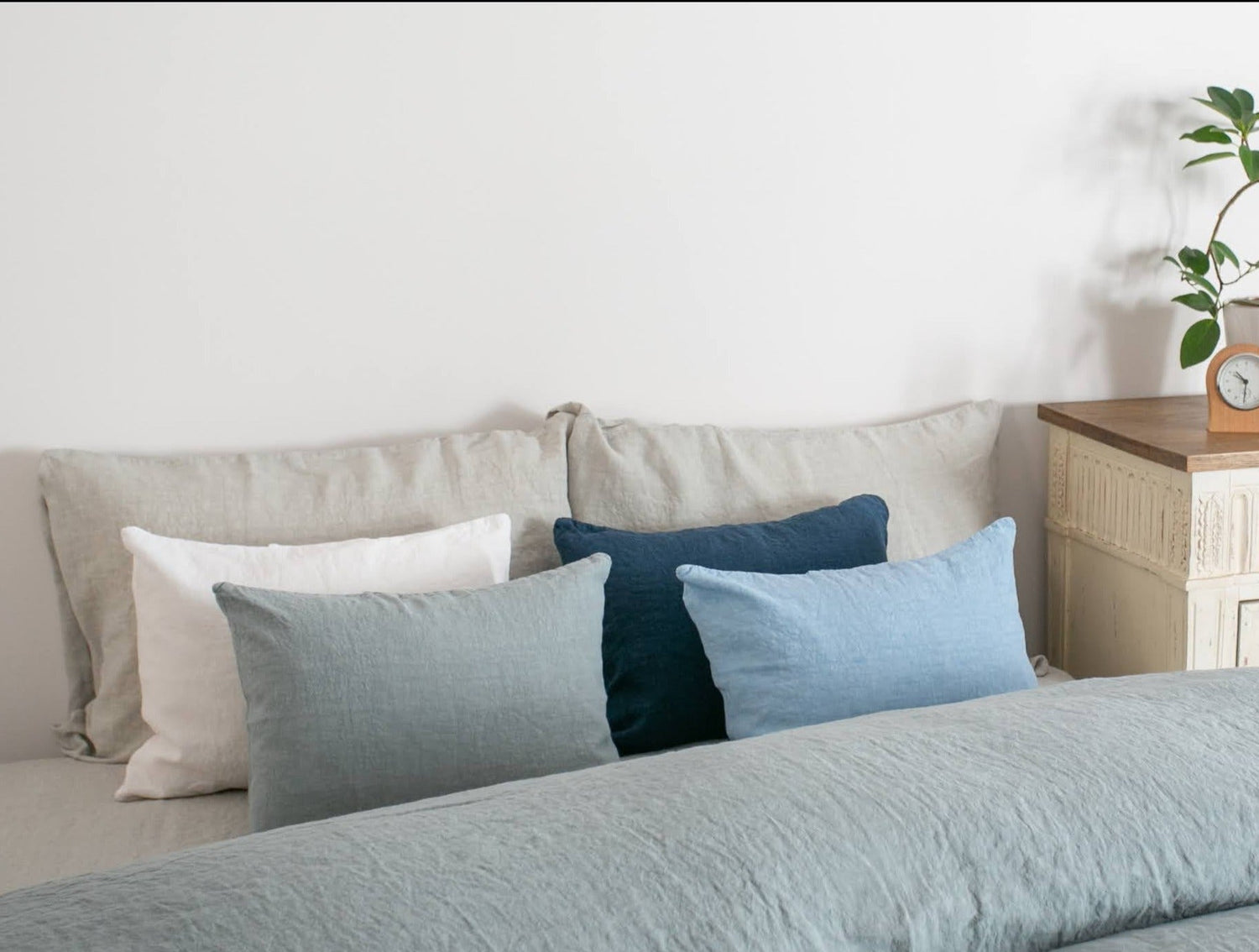 クッションカバー フランス製 フレンチリネン リネン 麻 セージ色 薄緑色 グレー ミニクッションクッションカバー フランス製 フレンチリネン リネン 麻 セージ色 薄緑色 グレー ミニクッション