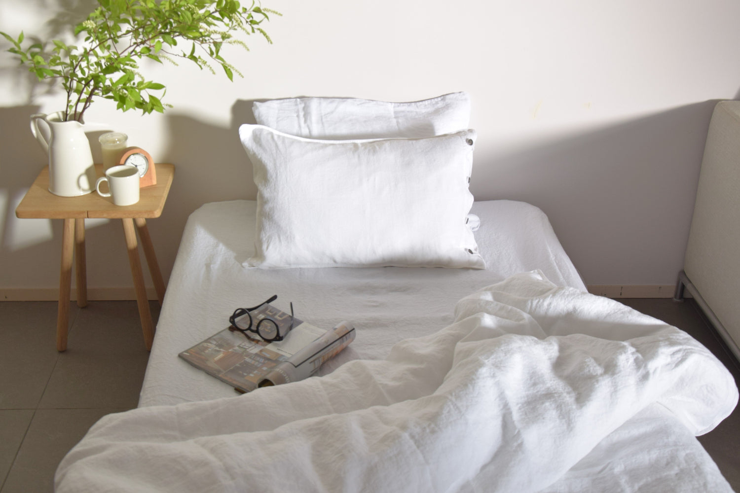 フランス製リネン　ベッドリネン　白　亜麻