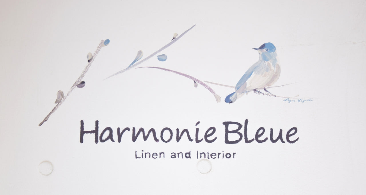 壁画　アート　樋口亜弥　アーティスト　青い鳥　フレンチリネン　お店　看板　ハーモニーブルー　HarmonieBleue