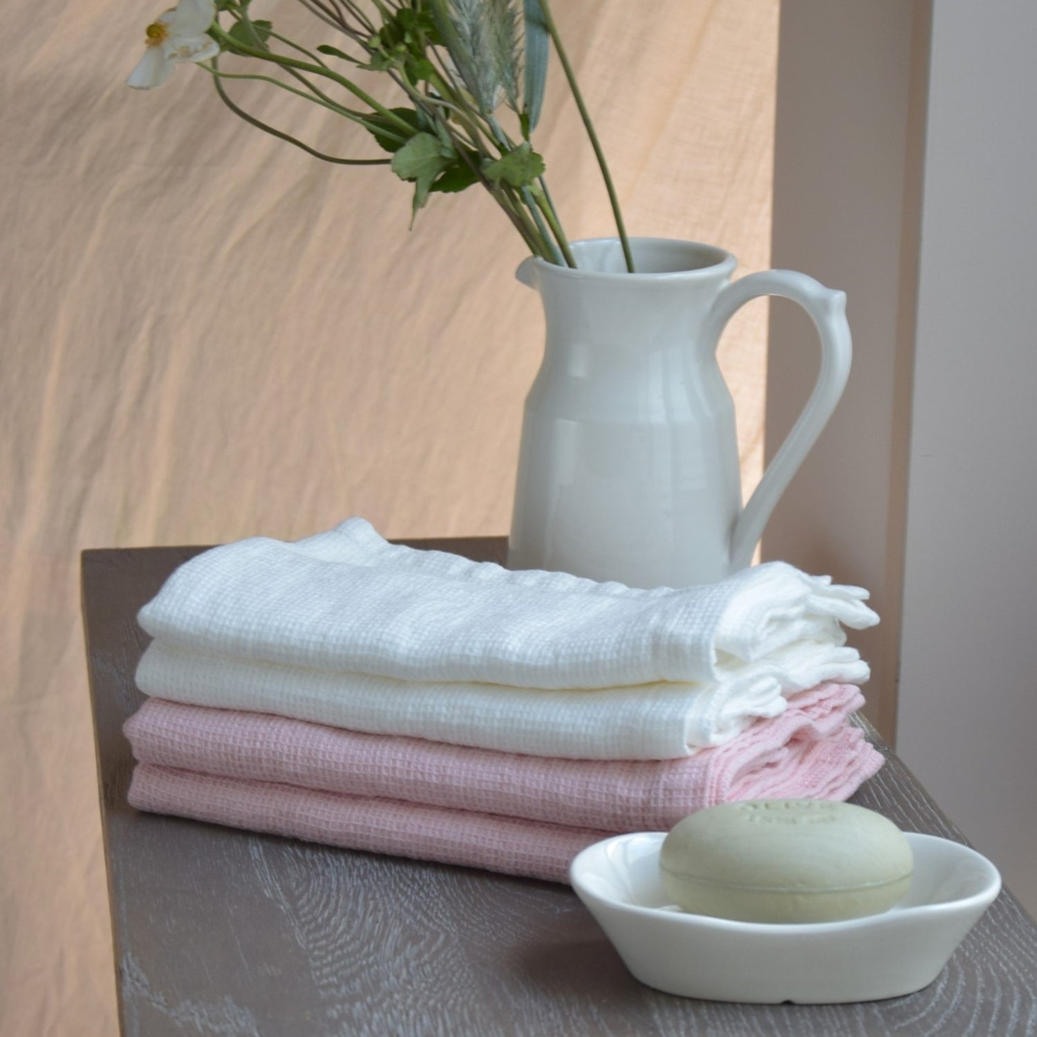 Honeycomb Bath Towel（バスタオル）- Blanc Craire